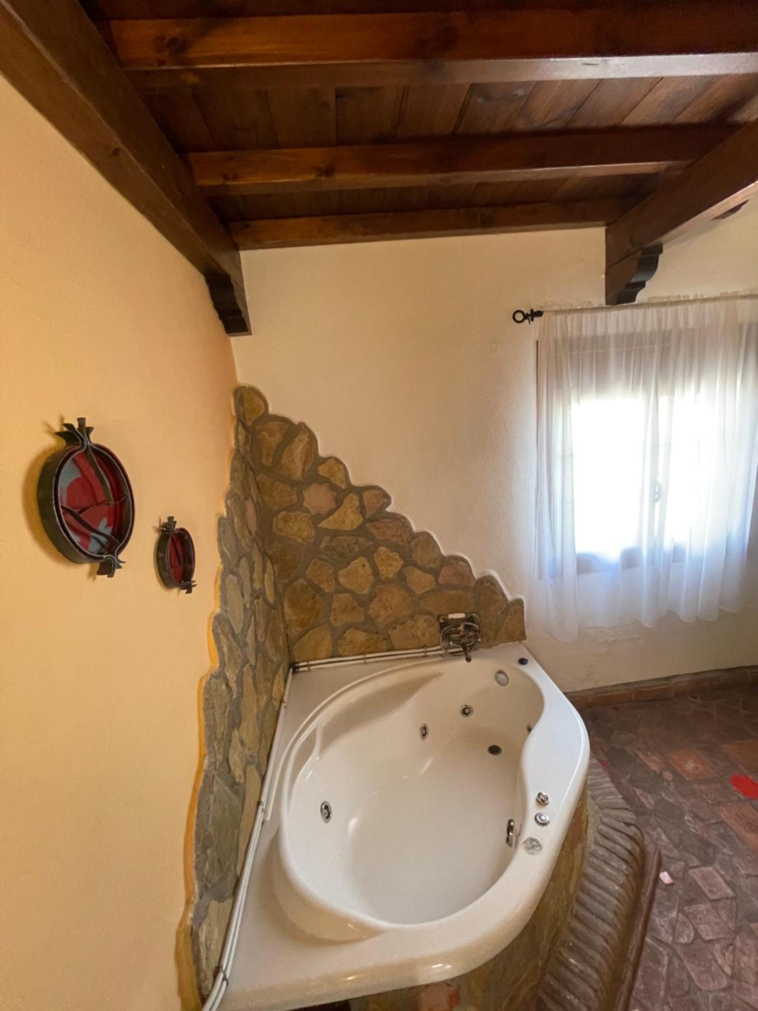 Готель La Hacienda Del Marquesado Albunan Екстер'єр фото